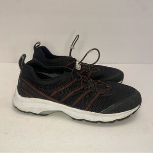 LAND’S END Men's water shoes Size 7 toggle laces black red